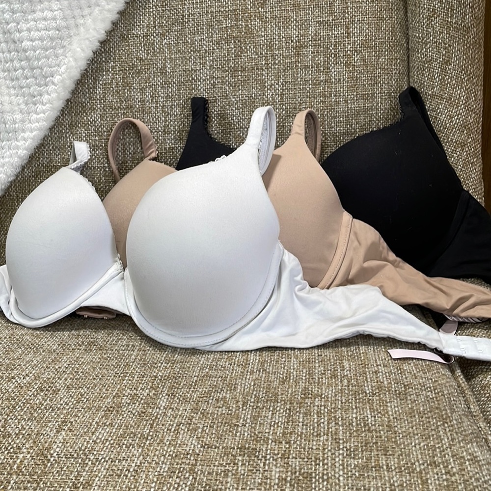 Victoria’s Secret Bundle Set of 3 Bras 34D